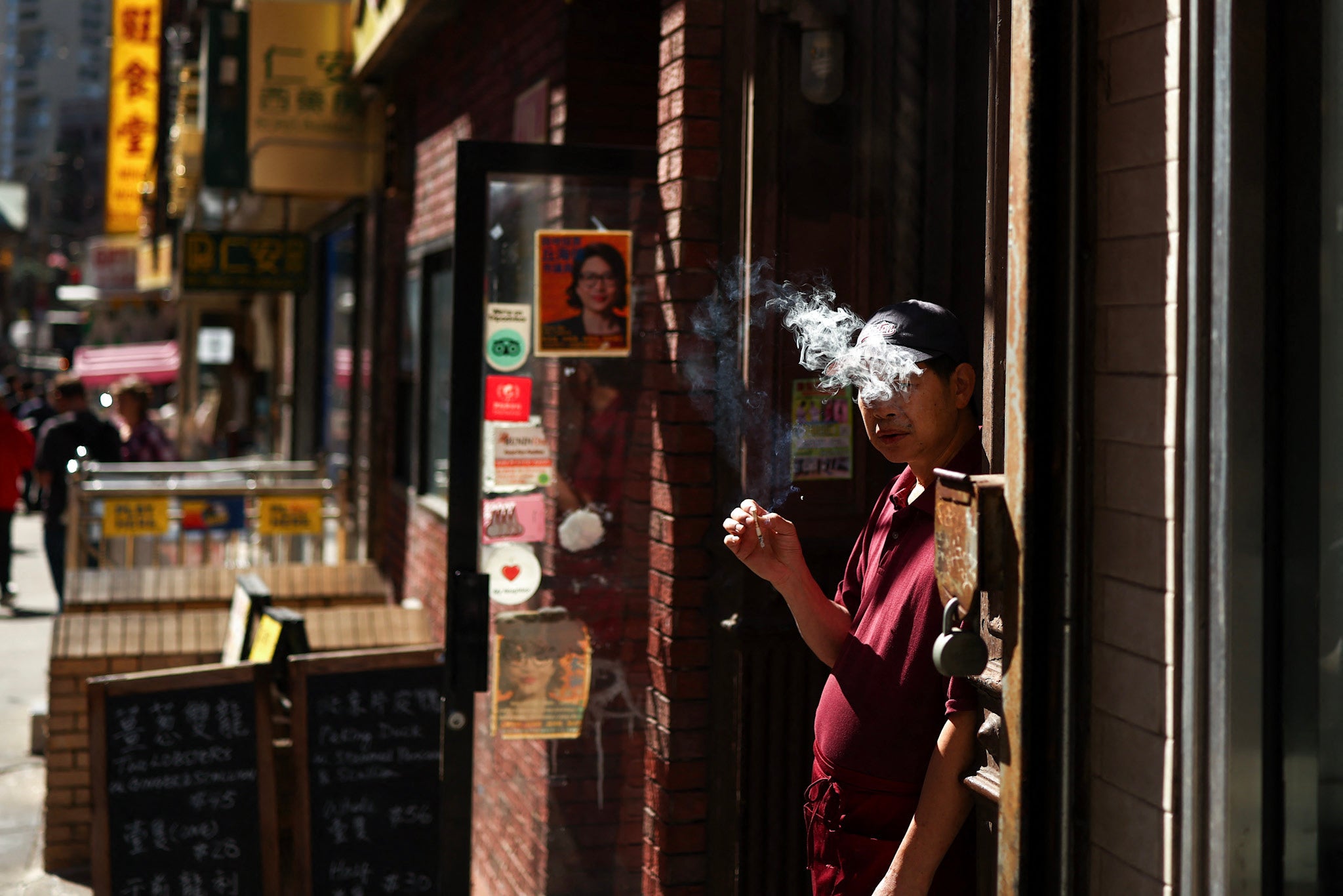 Second-hand smoke linked to more than 7,300 lung cancer deaths each year