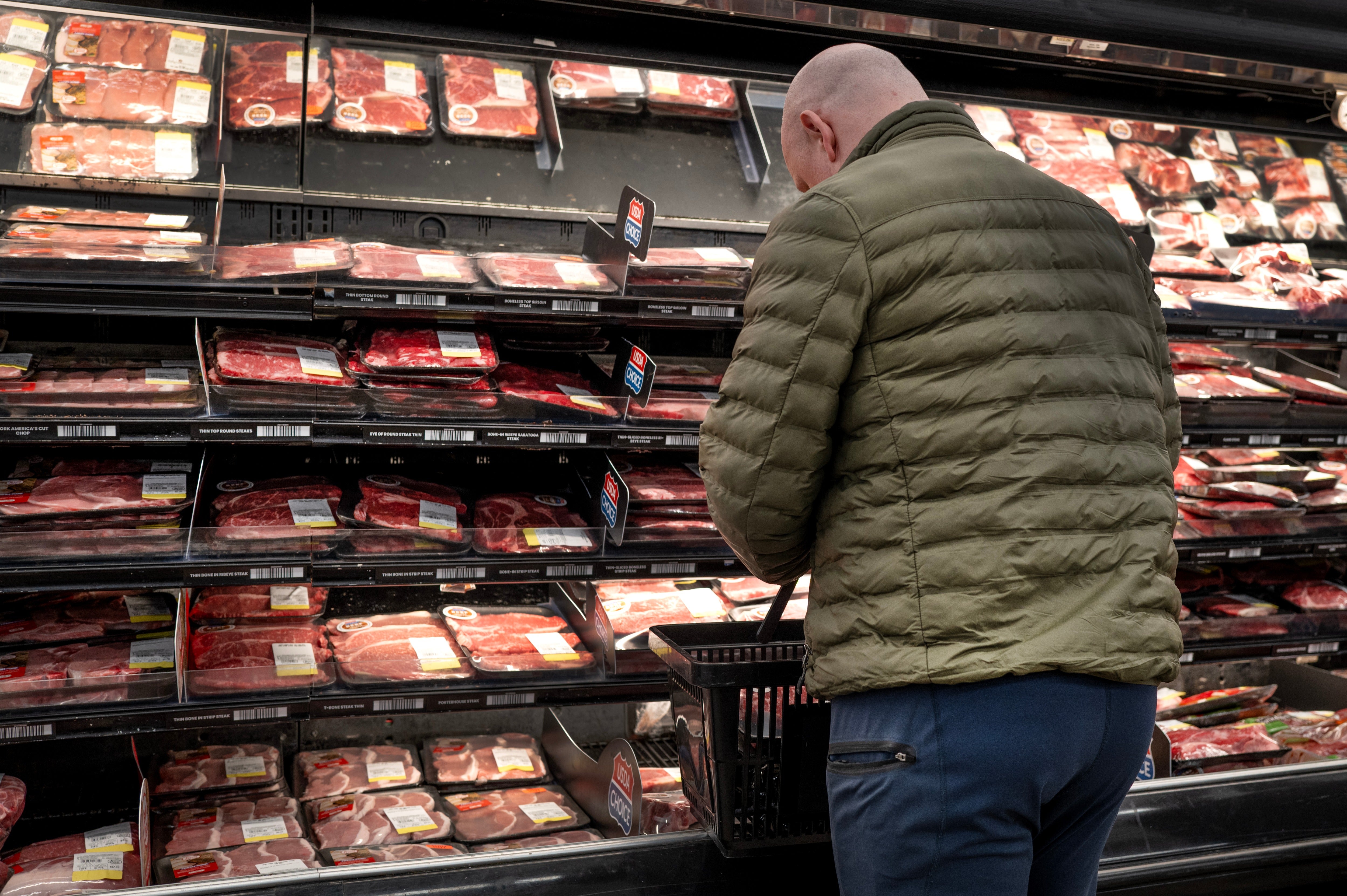 <p>US consumer sentiment edged down to near a record low in October</p>