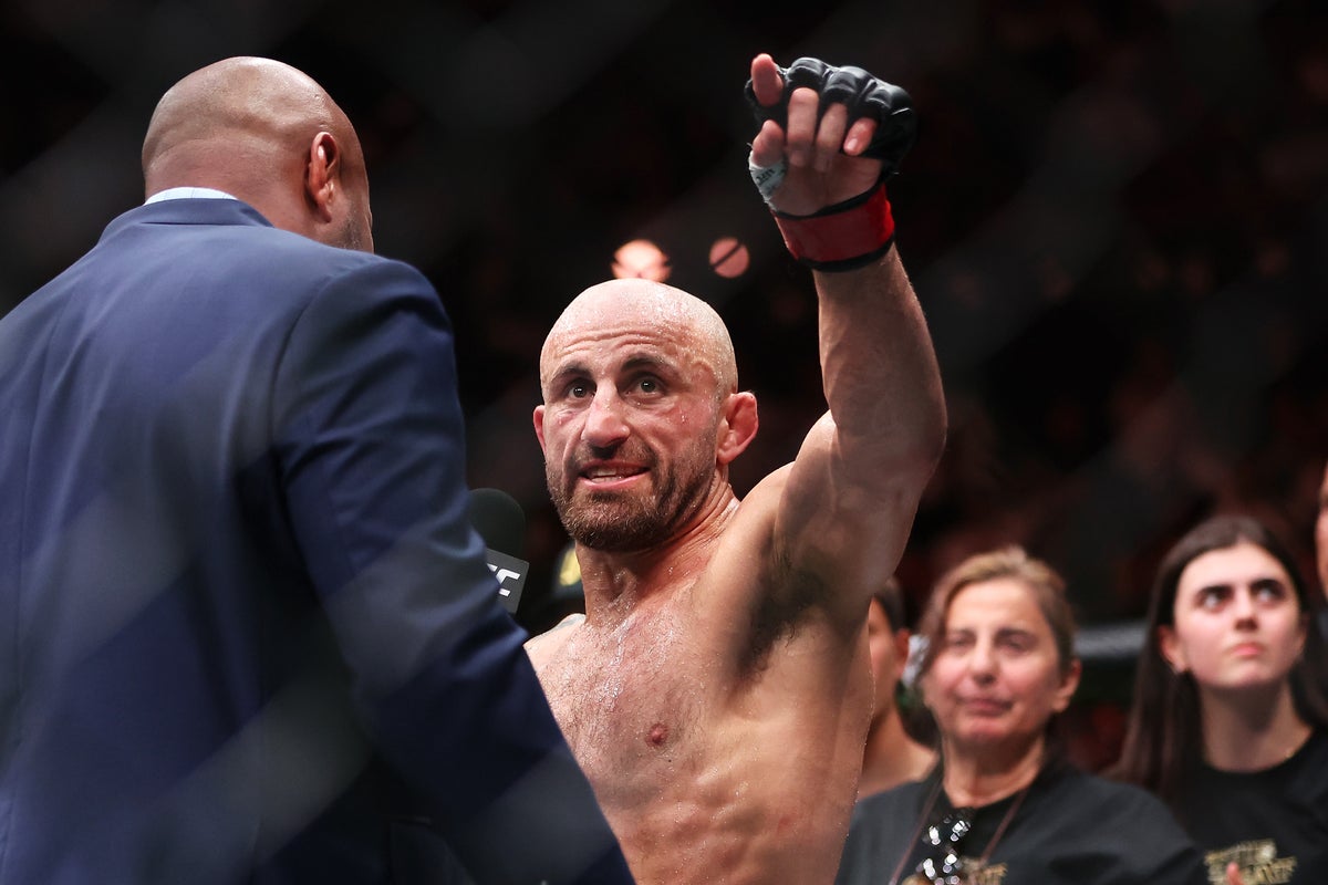 UFC 333 LIVE: Volkanovski rallies to knock out Evloev after Lone’er Kavanagh wins –&nbsp;results and reaction