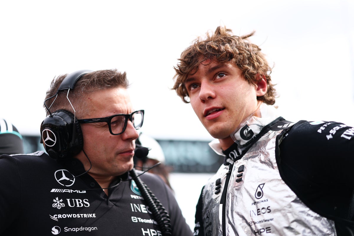 F1 United States GP LIVE: Kimi Antonelli up against Max Verstappen at start in Austin