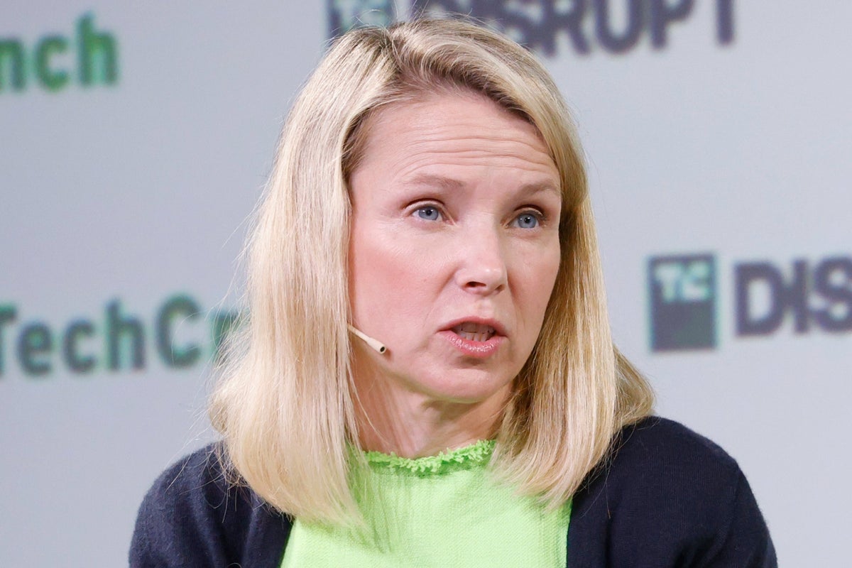 Internet piles on mom guilt for former Yahoo CEO Marissa Mayer after she used AI to generate praise for her daughter