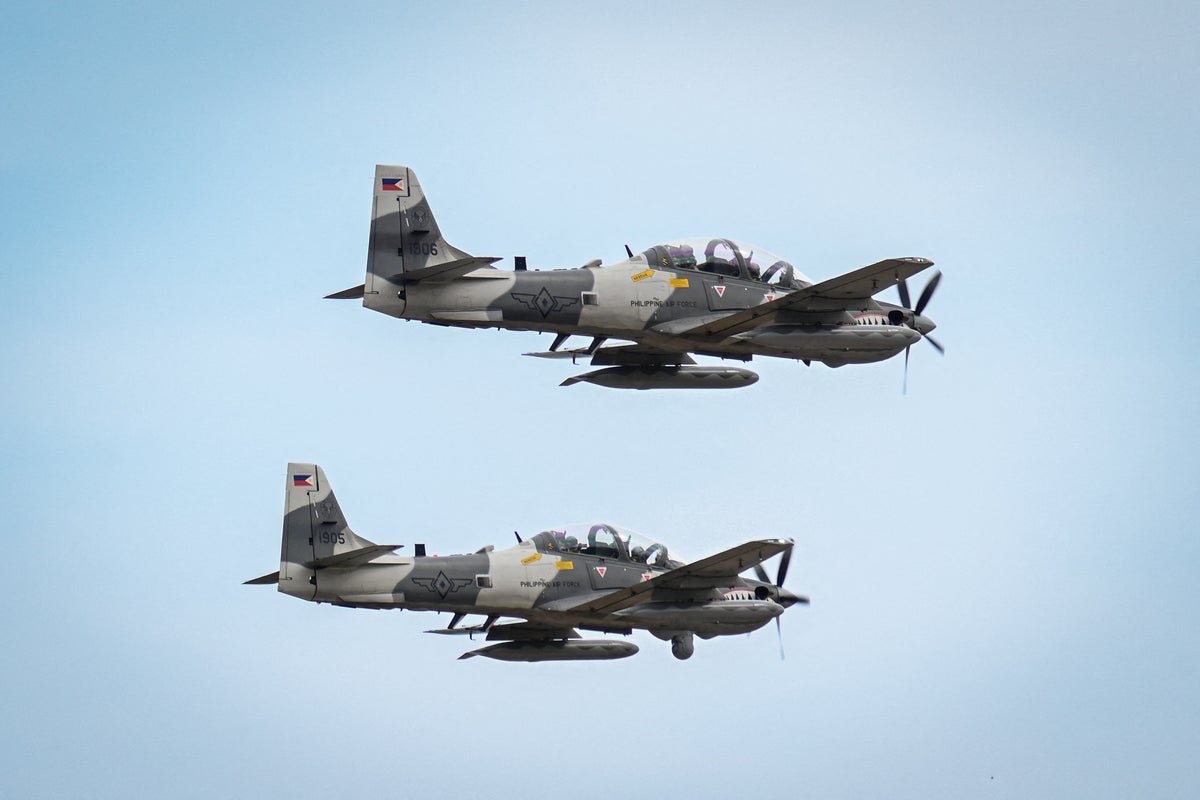 Four Philippine pilots killed after two training planes collide mid-air