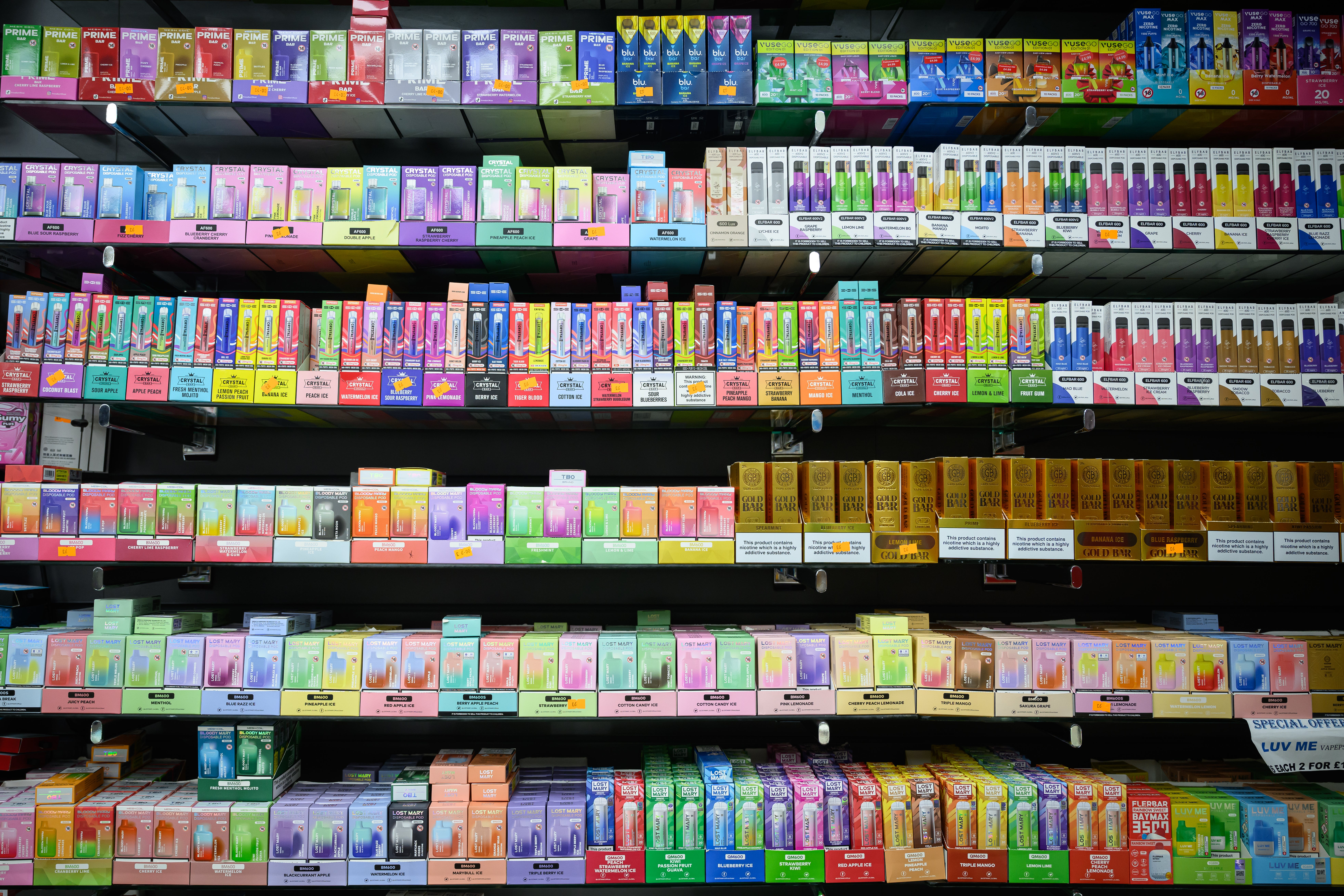 Huge swarm of AI bots flooded vape ban consultation to influence outcome, study finds