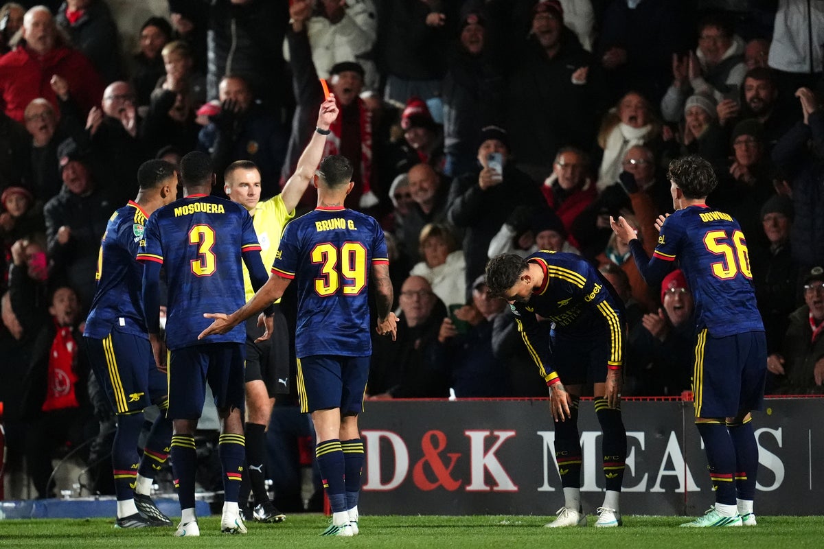 Arsenal legend responds to Mikel Arteta's reaction to Max Dowman's red card 