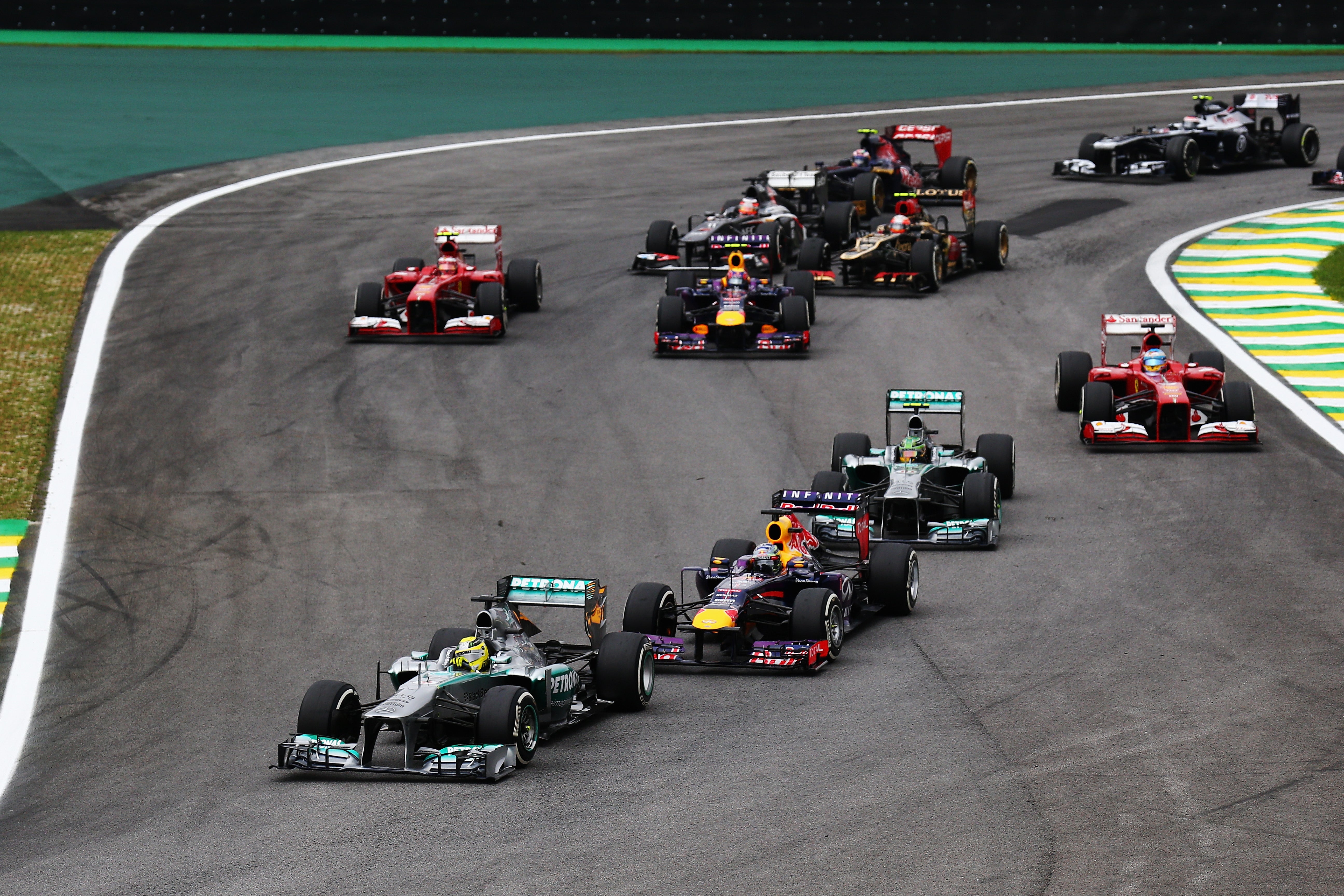 <p>F1 last used V8 engines in 2013</p>