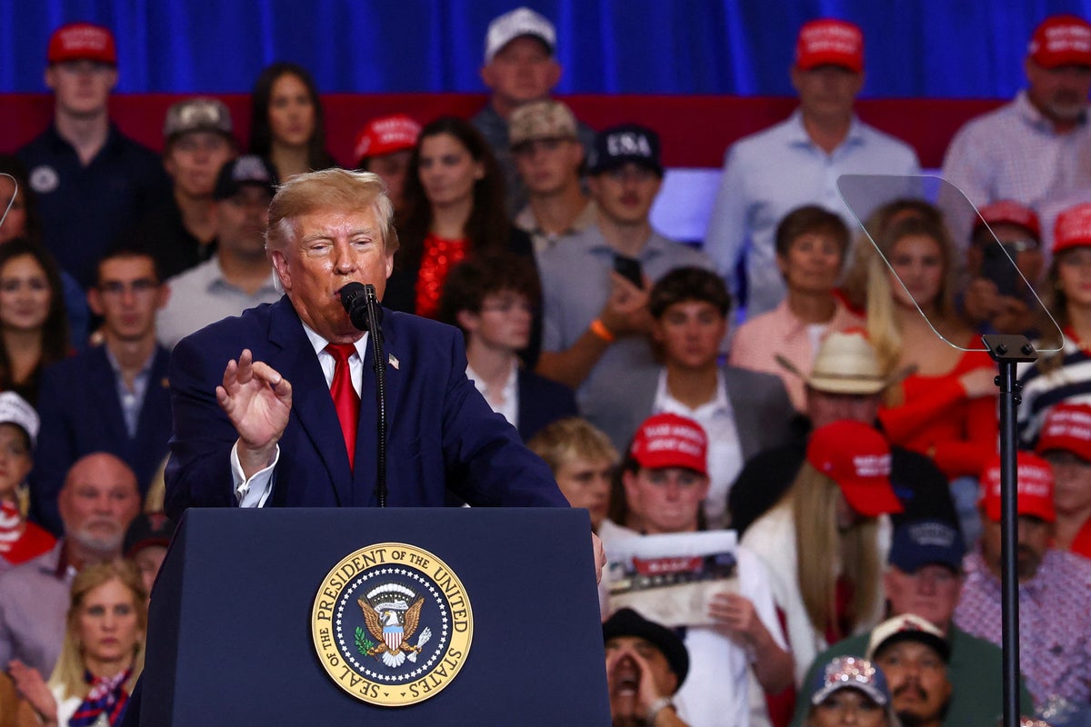 Trump campaigns in Texas as Senate race tightens
