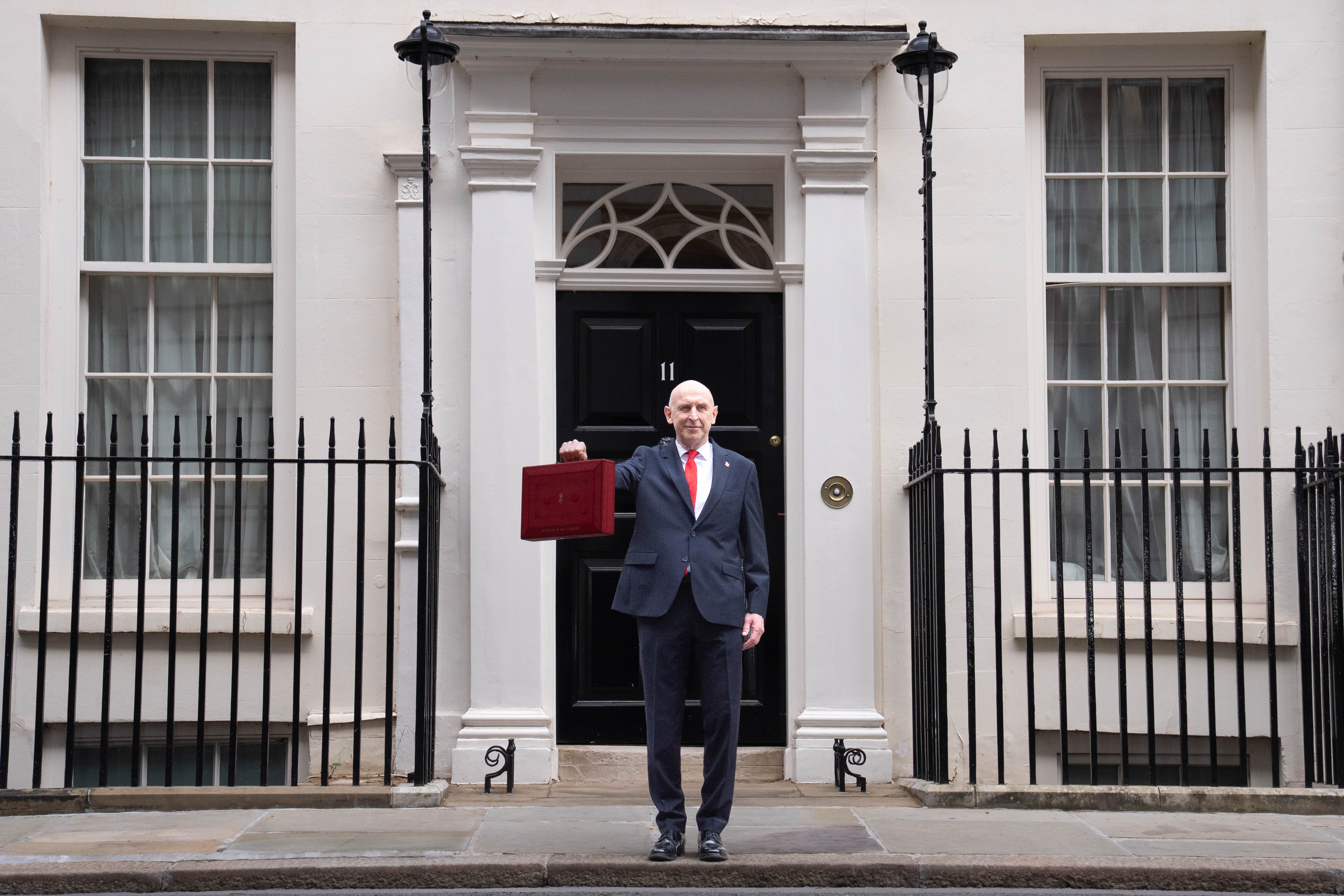 independent.co.uk - Liam Gilliver - What a slowing economy means for Brits as UK growth forecast cut to 1%