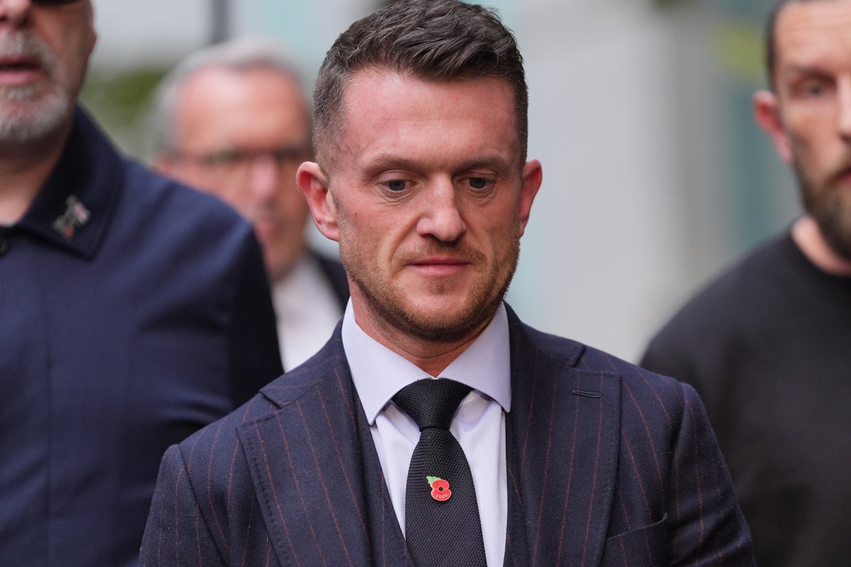 Tommy Robinson found guilty of harassing Daily Mail journalists
