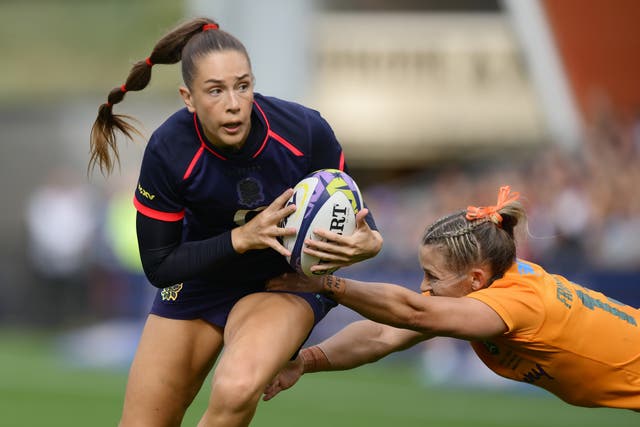 <p>Holly Aitchison starts at fly half for England</p>