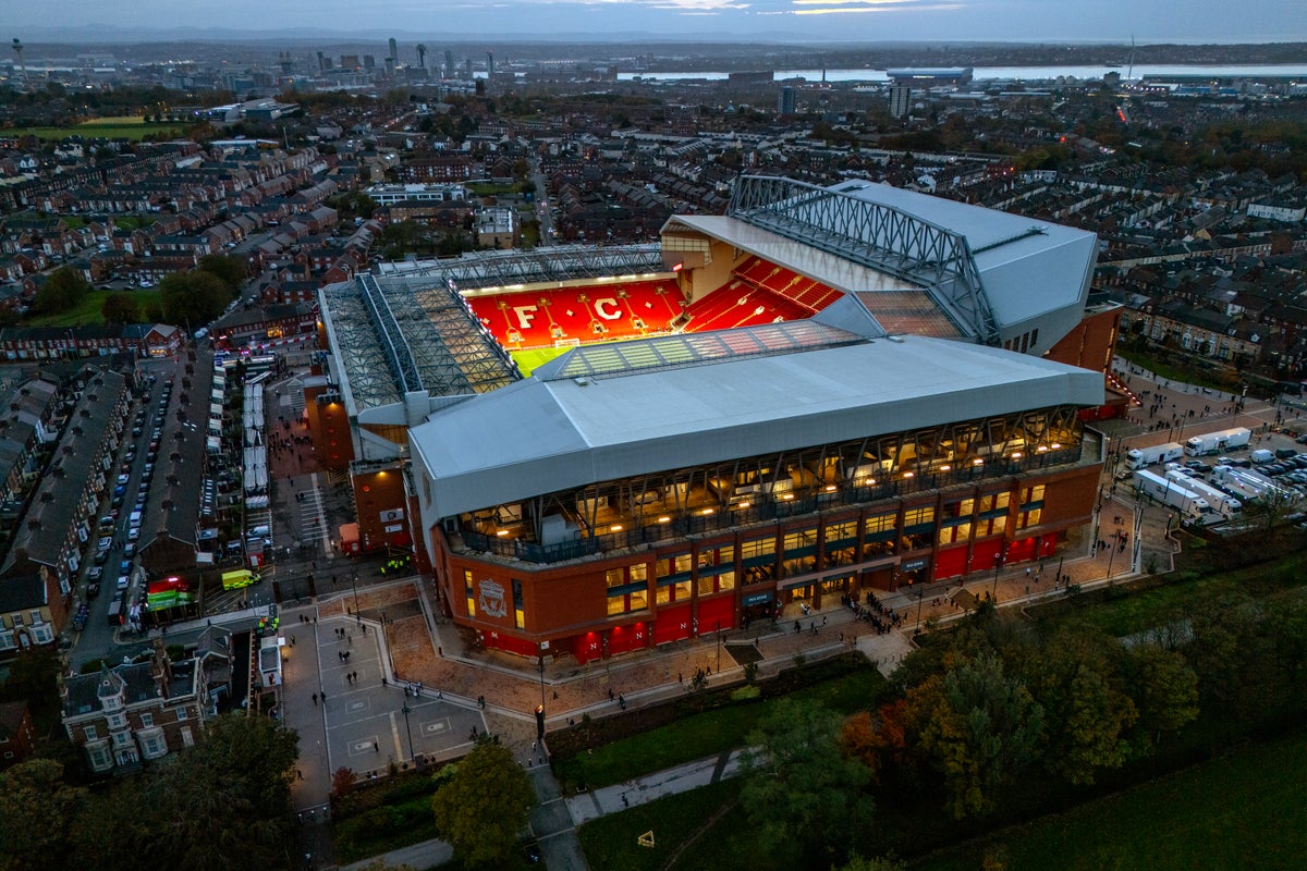 Liverpool vs Chelsea LIVE: Andoni Iraola makes seven changes as Premier League heavyweights clash in Carabao Cup