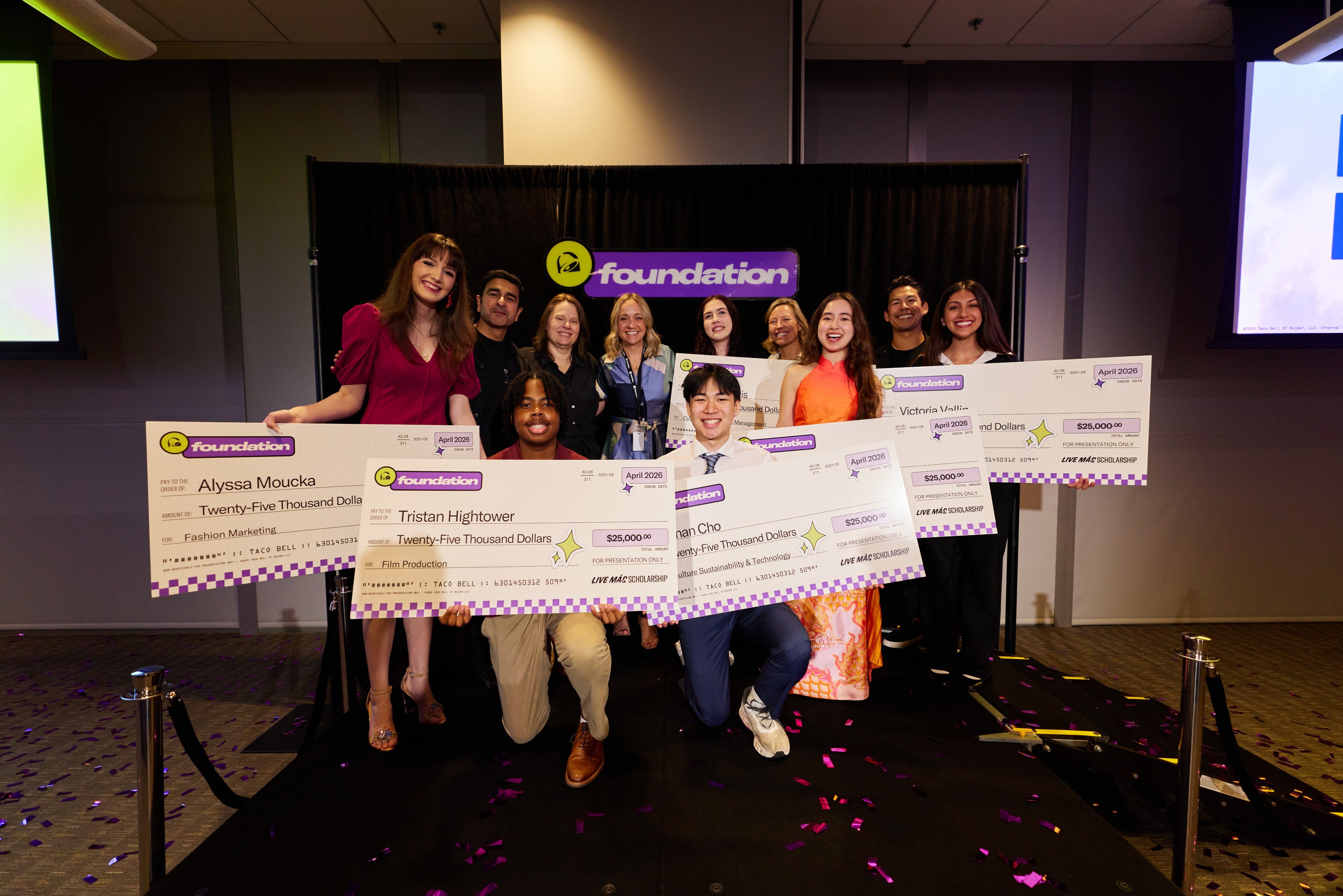 The Taco Bell Foundation's 12th annual Live Más Scholarship is now live for students between the ages of 16 and 26