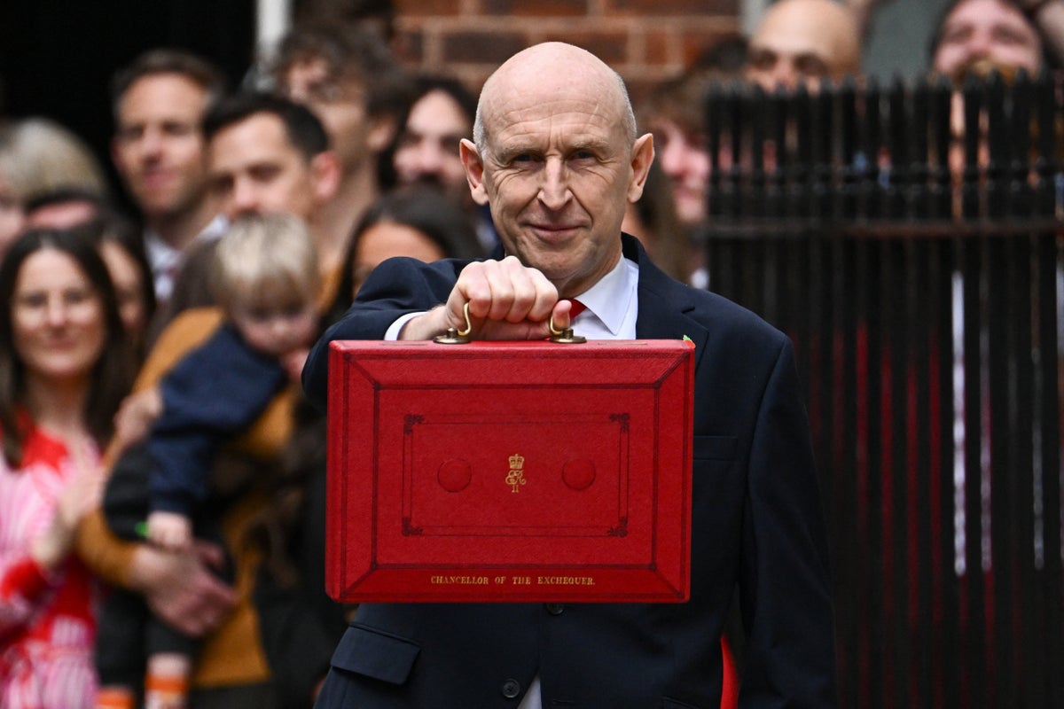 When will I get £100 energy support payment announced in UK Budget?