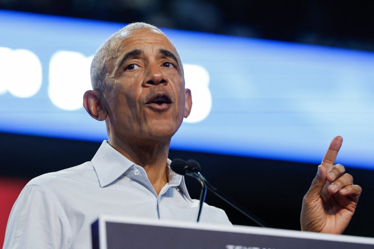 Obama laughs off Trump’s response to ‘Cheesecake Factory’ jibe