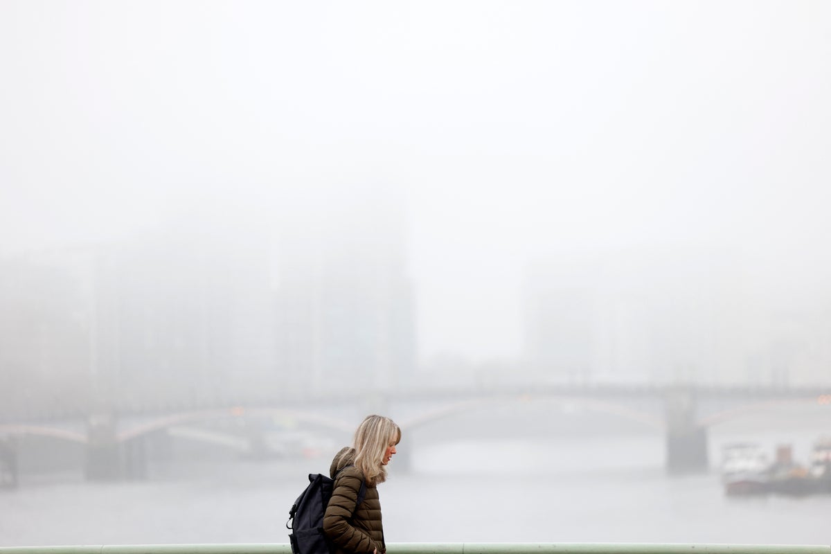 Met Office issues fog warning in England as drivers urged to stay alert