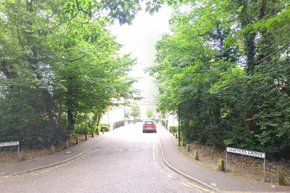 Bomb squad evacuate Essex street after items found during ‘neighbour dispute’ - The Independent