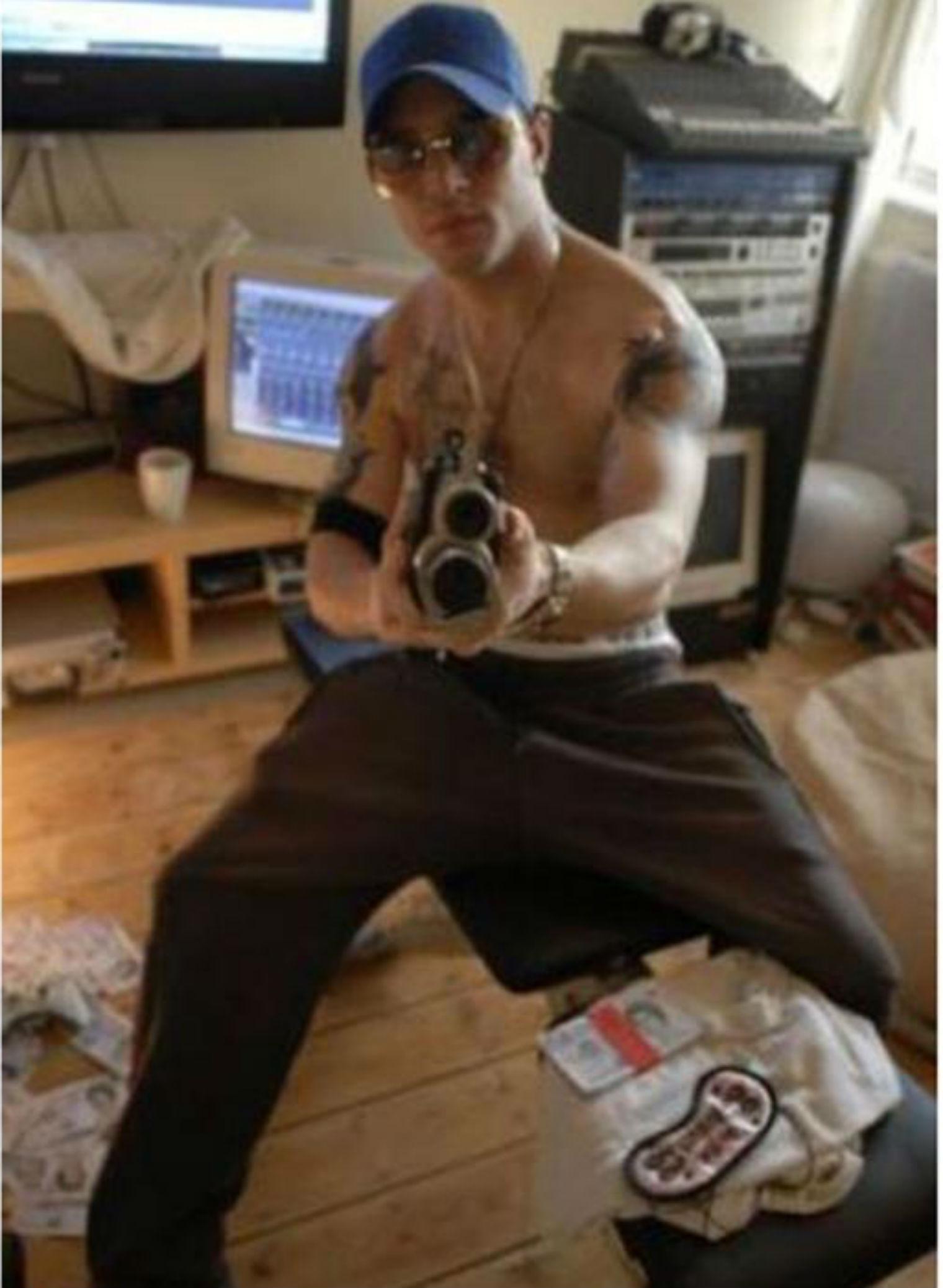 Tom Hardy S Slightly Nsfw Myspace Page Is Amazing Indy100 Indy100