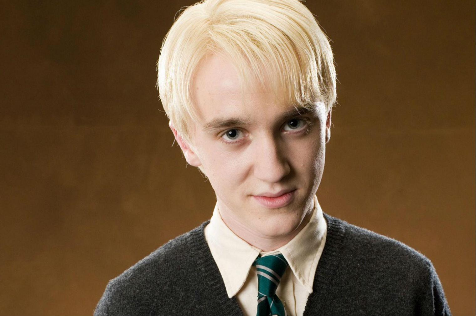 draco-malfoy-now-has-a-ponytail-and-harry-potter-fans-don-t-know-what