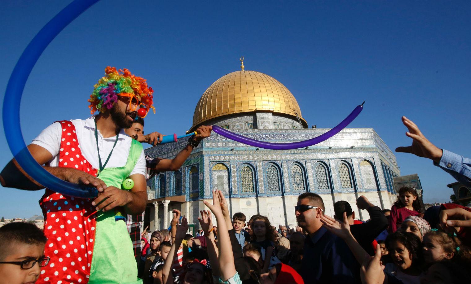 10 photos of Eid celebrations from around the world  indy100