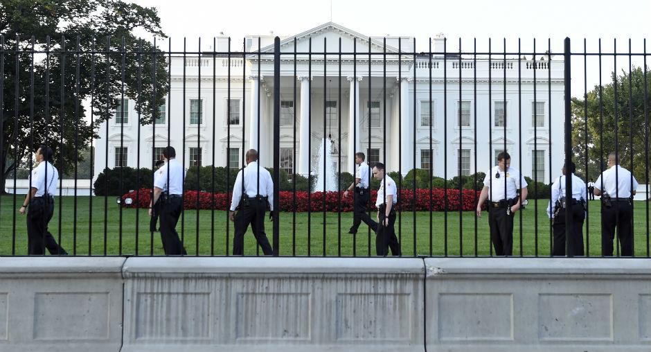 Six Other Breaches Of White House Security | Indy100 | Indy100