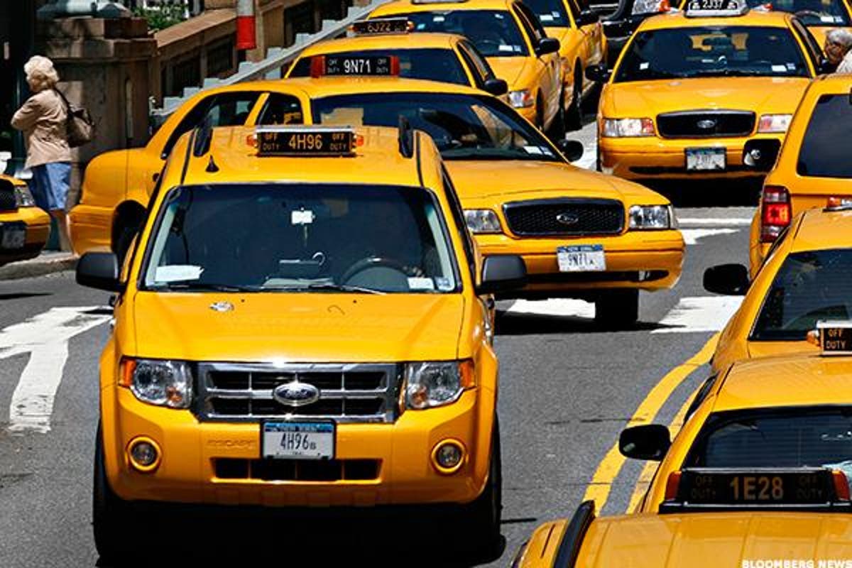 Yellow Taxi Cab Sex - Yellow taxis are safer than blue ones, scientists say | The Independent |  The Independent