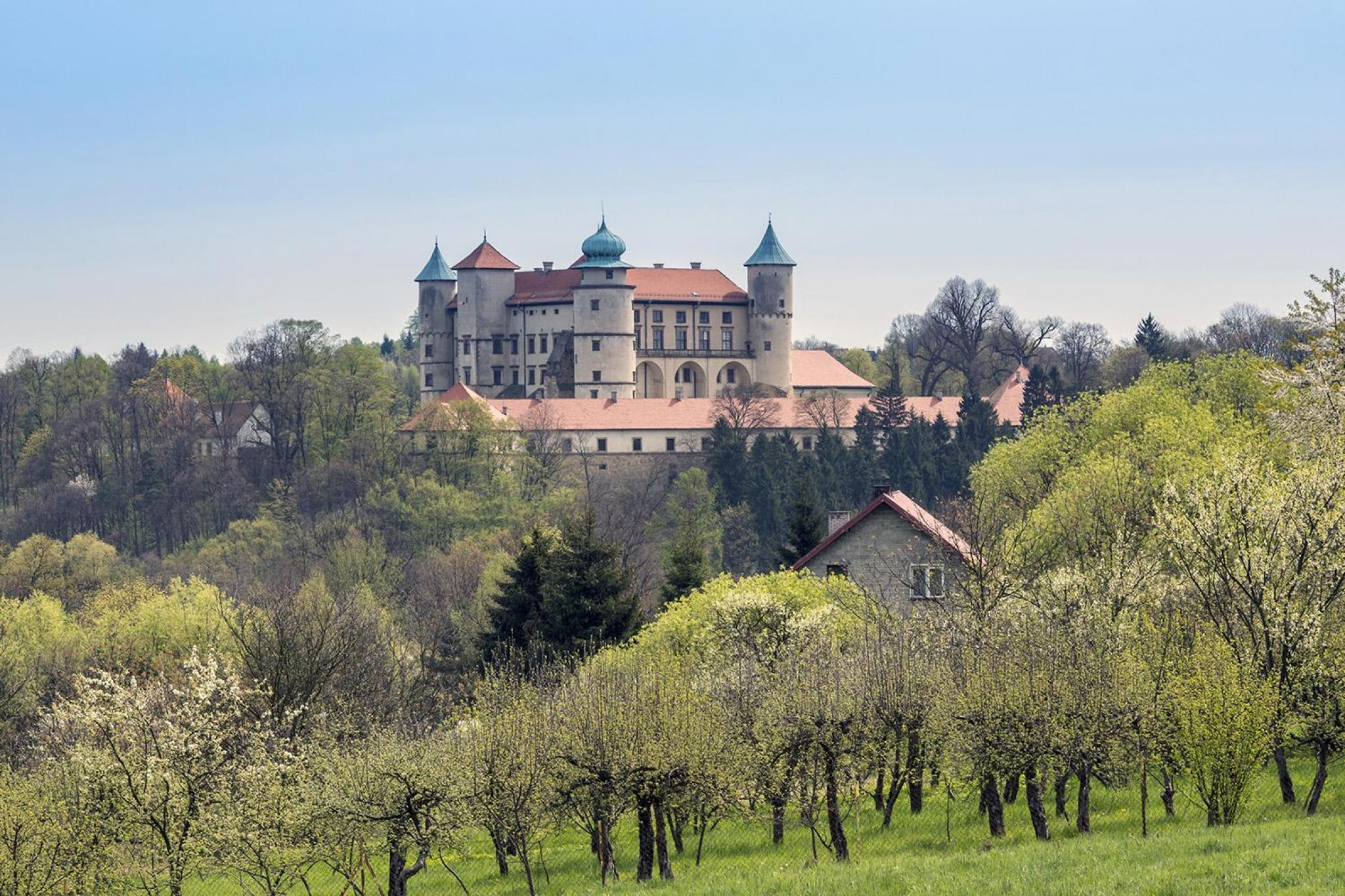 Game of Thrones fans who’ve exhausted all the options in the UK will want to make Poland their next holiday. It boasts over 100 castles in total, all in various states of preservation -from foundation-only ruins to structures that you can easily walk around. The Royal Castle in Warsaw or Kraków’s Wawel Castle are two of the most popular.