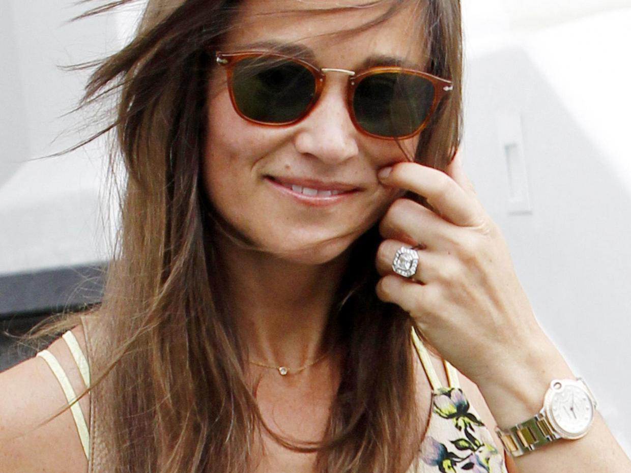 Znalezione obrazy dla zapytania pippa middleton engagement ring