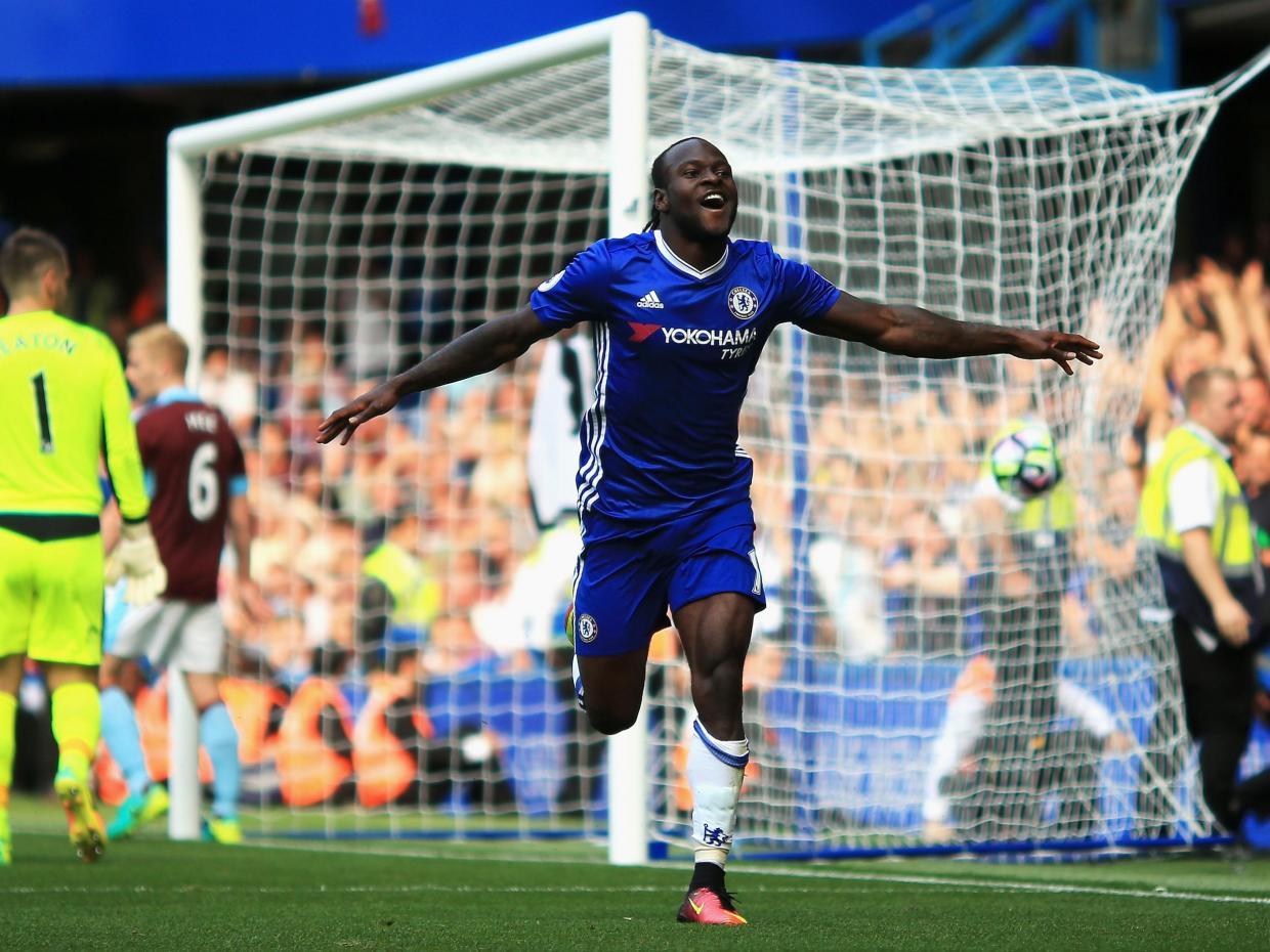 Moses Shines In Annihilating Man United 4-0