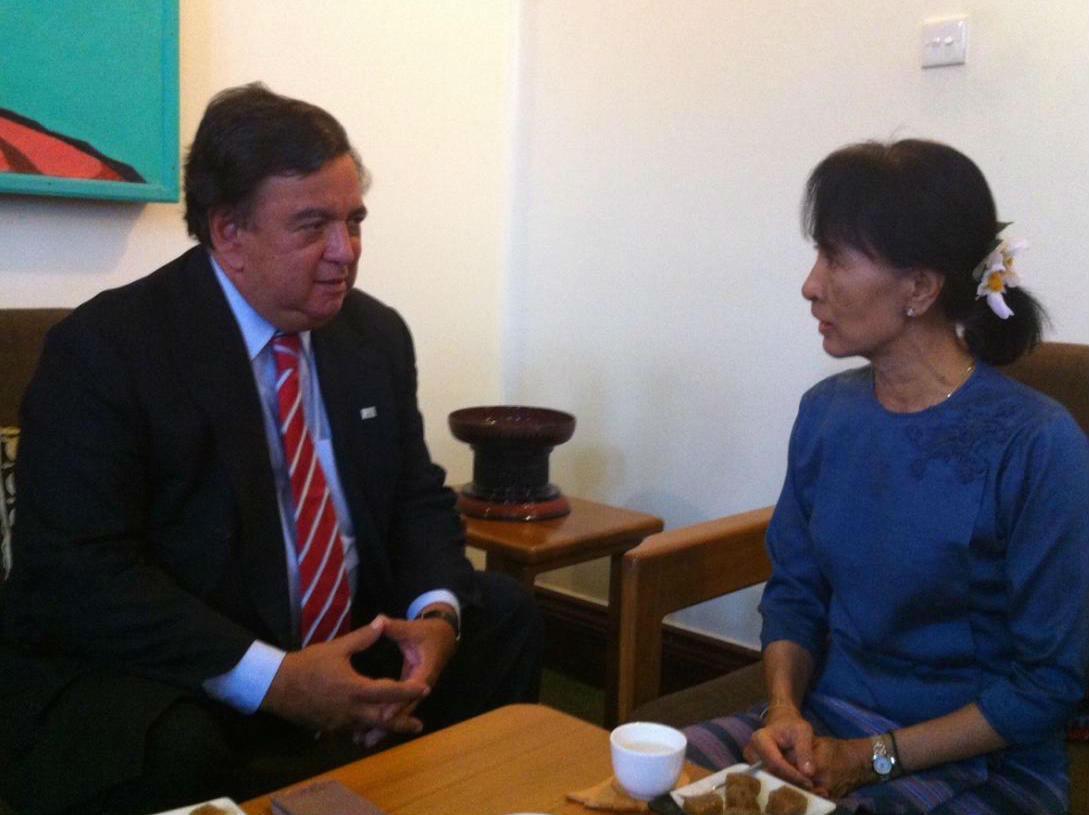 Bill Richardson quits Rohingya refugee panel, calls it whitewash to support Nobel laureate Suu Kyi’s policies (independent.co.uk)