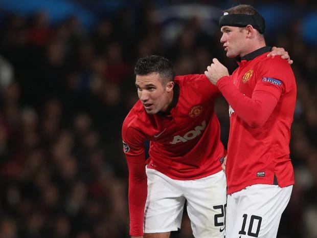 Robin-van-Persie-rooney.jpg