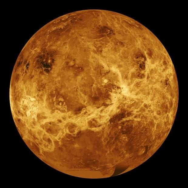 640px-Venus_globe.jpg