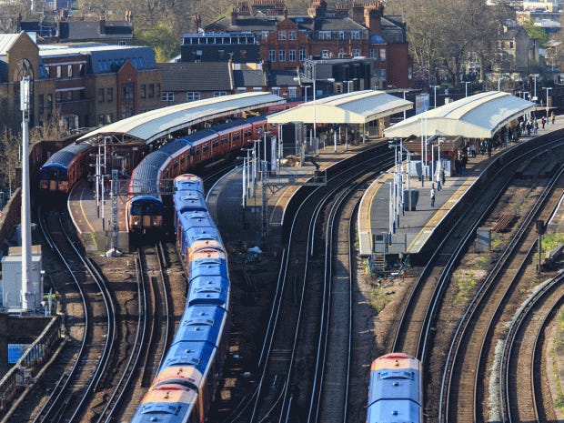 Αποτέλεσμα εικόνας για Brexit hits UK rail fares