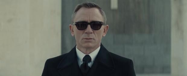 Look At All Of These Amazing Gadgets James Bond Almost Got To Play With In  Spectre