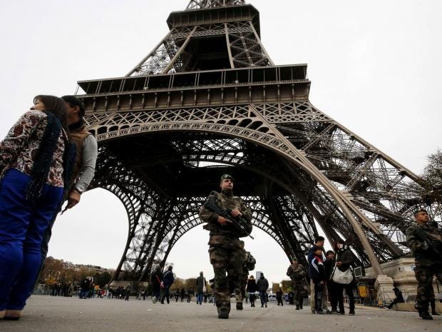 False alarm triggers major security alert in Paris