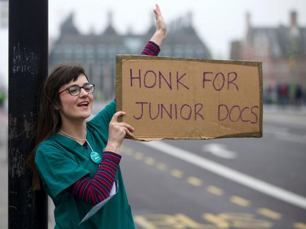 honk-for-junior-doctors.jpg