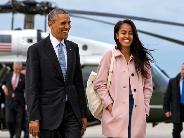 MALIA OBAMA OBJECTS TO FAN TAKING HER PICTURE ‘LIKE AN ANIMAL IN A CAGE’