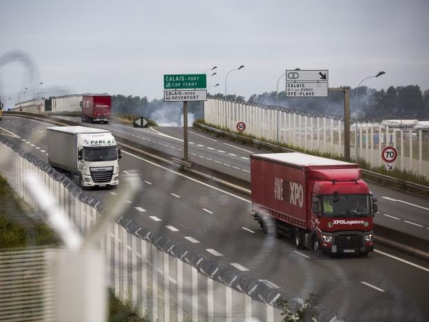 calais-fence-motorway.jpg