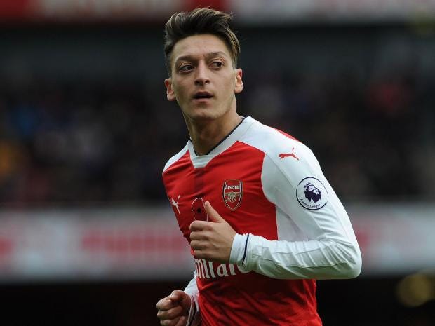 Manchester United transfer news: Mesut Özil 'a shock ...