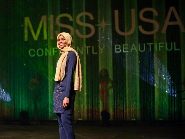 Halima Aden: Somali-American teenager is first contestant 