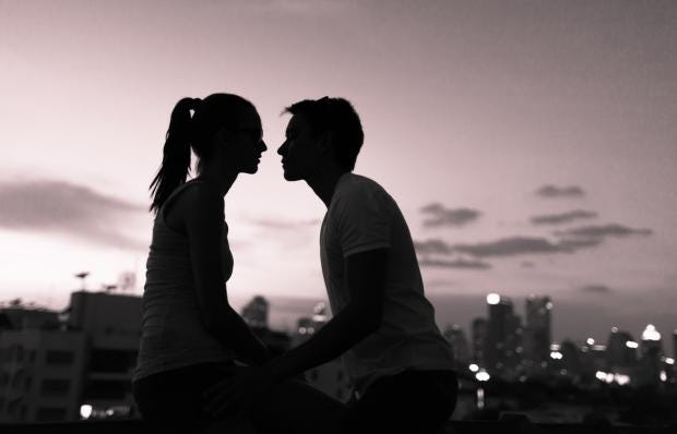 Difference Between Traditional Dating And Modern Dating Difference Between Traditional Dating And Modern Dating