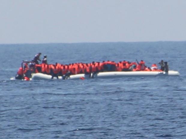 libyan-coastguard-refugee.jpg