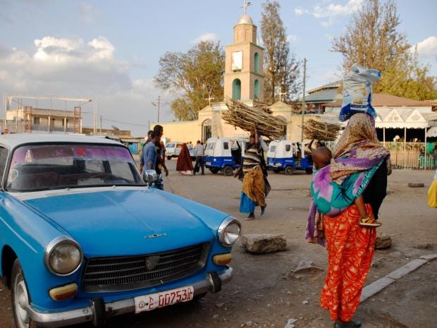 city-square-harar-ethiopia.jpg