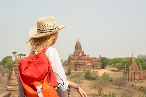 bagan-tourist.jpg