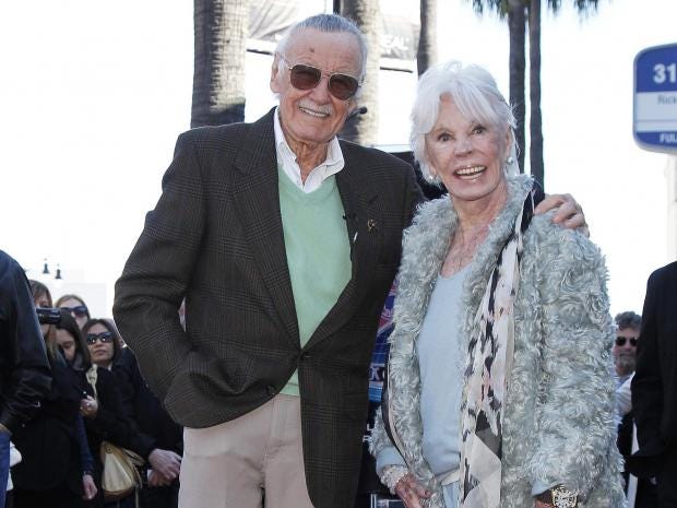 Joan Lee Dead Stan Lee S Wife Dies Aged 93 After 69 Years Of Marriage