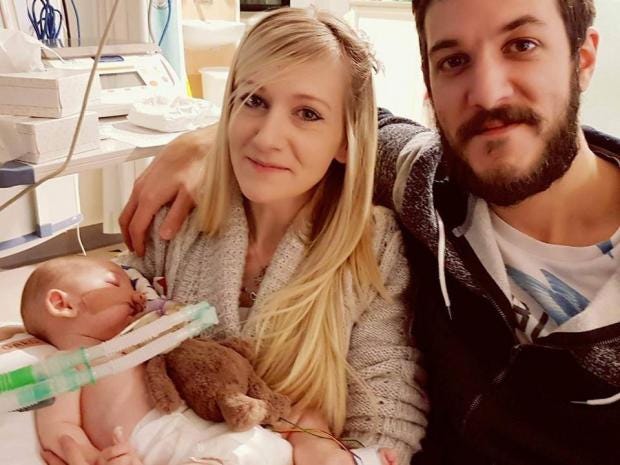 charlie-gard-with-parents.jpg
