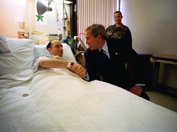 bush-injured-soldier.jpg