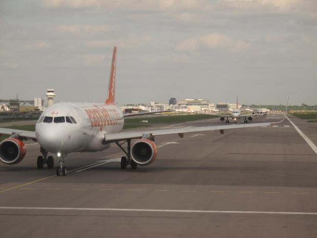 easyjet1.jpg