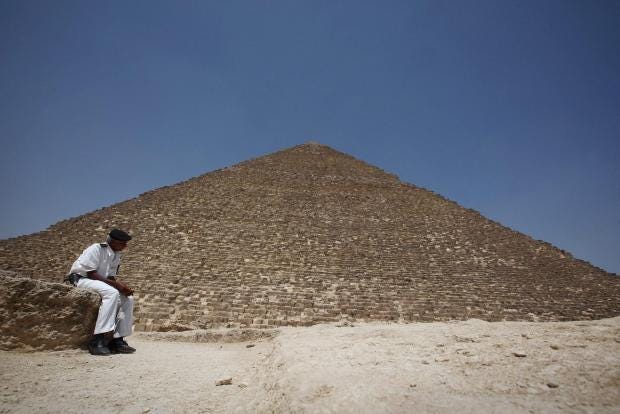 pyramidgiza2.jpg