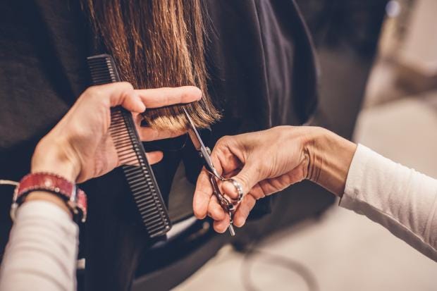 Father Chops Off Daughters Hair After Mother Treats Her To Highlights The Independent 