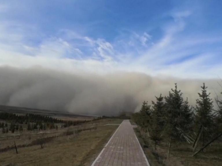 sandstorm-zhangye.jpg