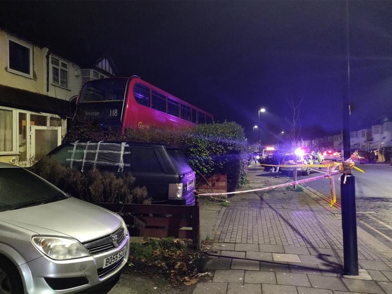 streatham-bus-crash.jpg